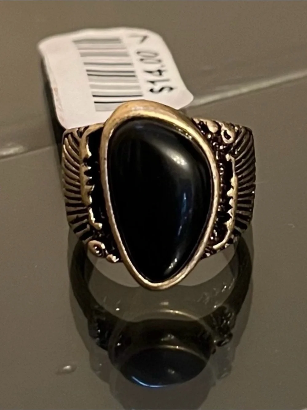 Free People metal onyx ring ~ NWT